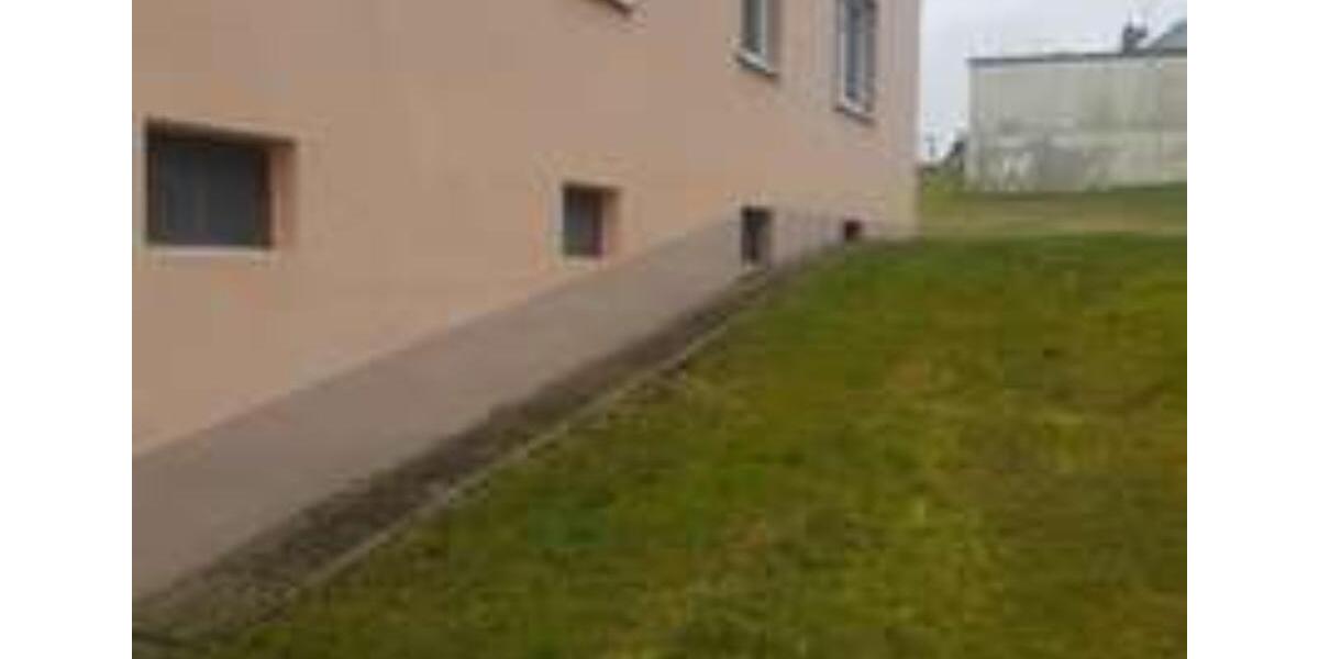 Etagenwohnung Helmbrechts - 2 Zimmer, 43 m&sup2;, 250&euro; | Angebot:25854894