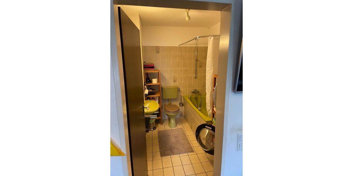 Helles WG-Zimmer mit guter Anbindung nach Köln 13 zimmer