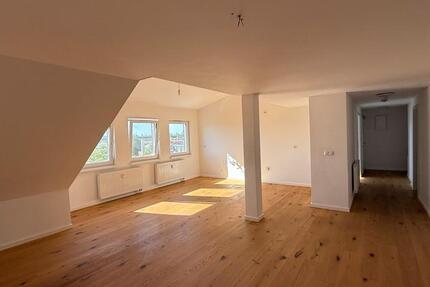 Wohnung Hanau - 2 Zimmer, 91 m&sup2;, 1.050&euro; | Angebot:26383301