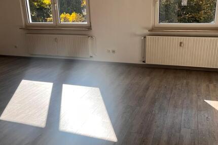 Helle 3-Zimmer Wohnung ,ca 84 m2-modern & gemütlich 630 Euro kalt zimmer