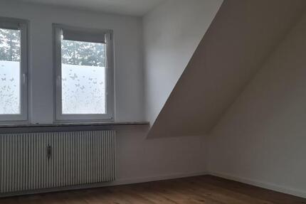 Wohnung Oberhausen - 4 Zimmer, 92 m&sup2;, 690&euro; | Angebot:25269459