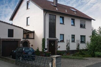 Großzügige 1,5 Zimmer Dachgeschosswohnung in ruhiger Lage 1 zimmer