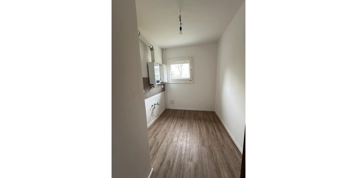 Erdgeschoßwohnung Berlin Neukölln - 2 Zimmer, 60 m&sup2;, 1.100&euro; | Angebot:26044379