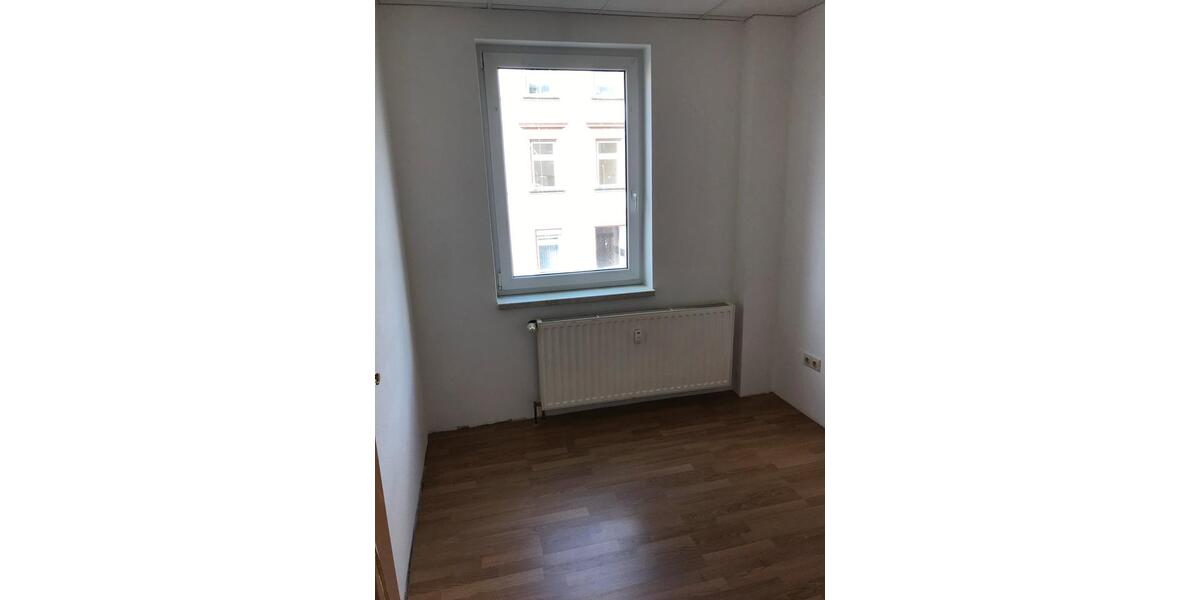 Erdgeschoßwohnung Groitzsch - 1 Zimmer, 39 m&sup2;, 292&euro; | Angebot:26213076