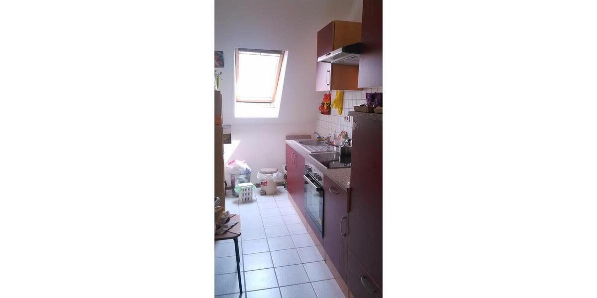 Dachgeschoßwohnung Leipzig Süd - 14 Zimmer, 65 m&sup2;, 365&euro; | Angebot:26033277