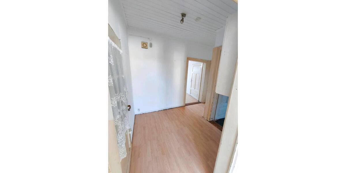 Dachgeschoßwohnung Hameln - 3.5 Zimmer, 78 m&sup2;, 450&euro; | Angebot:26399685