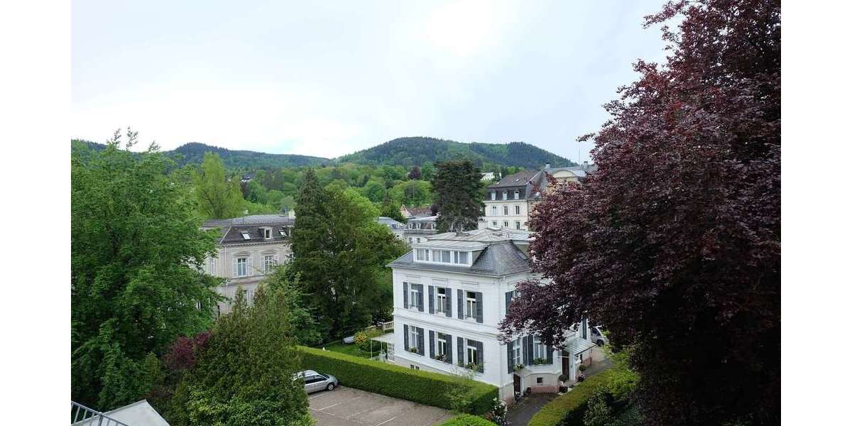 Wohnung zum Mieten in Baden-Baden 1.750 € 167 m² 4 zimmer