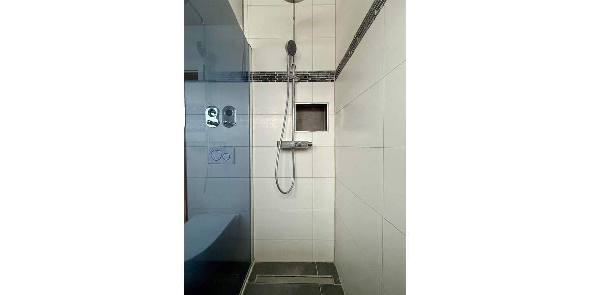 Etagenwohnung Raisdorf Raisdorf - 3 Zimmer, 79 m&sup2;, 1.000&euro; | Angebot:24532393