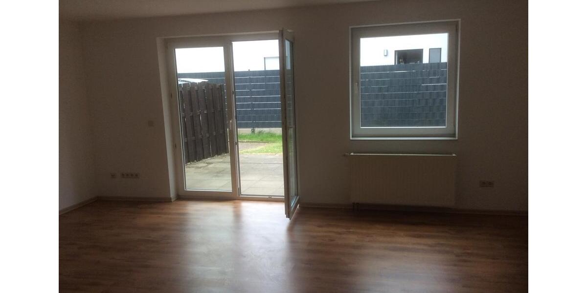 Erdgeschoßwohnung Giesen - 3 Zimmer, 84 m&sup2;, 1.010&euro; | Angebot:24714201