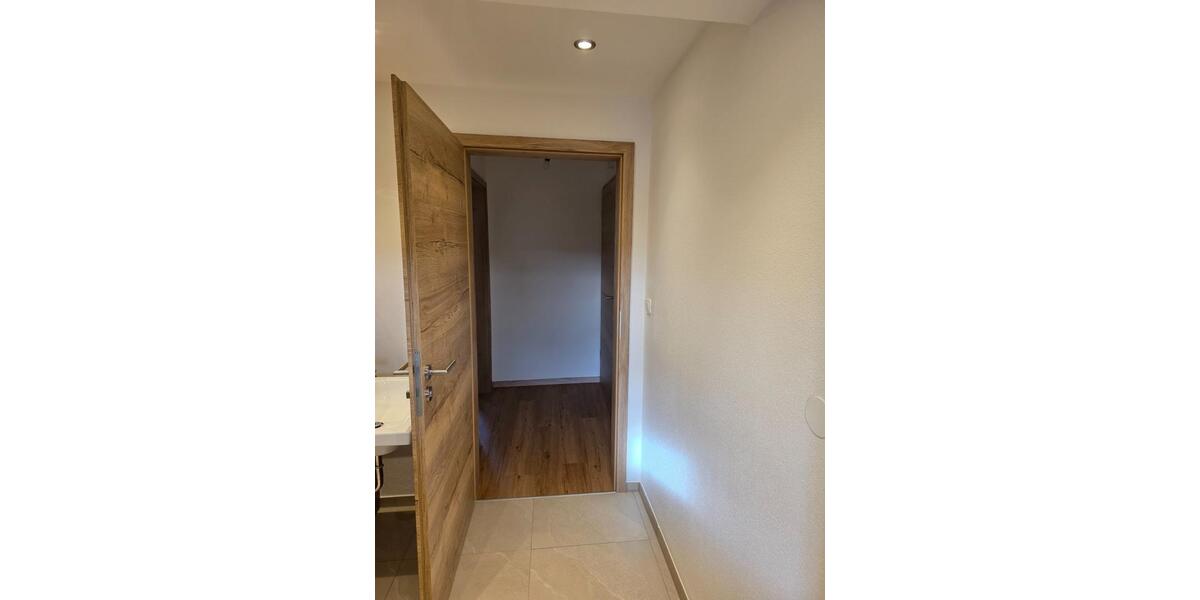 Wohnung 1.OG zu vermieten 3 zimmer