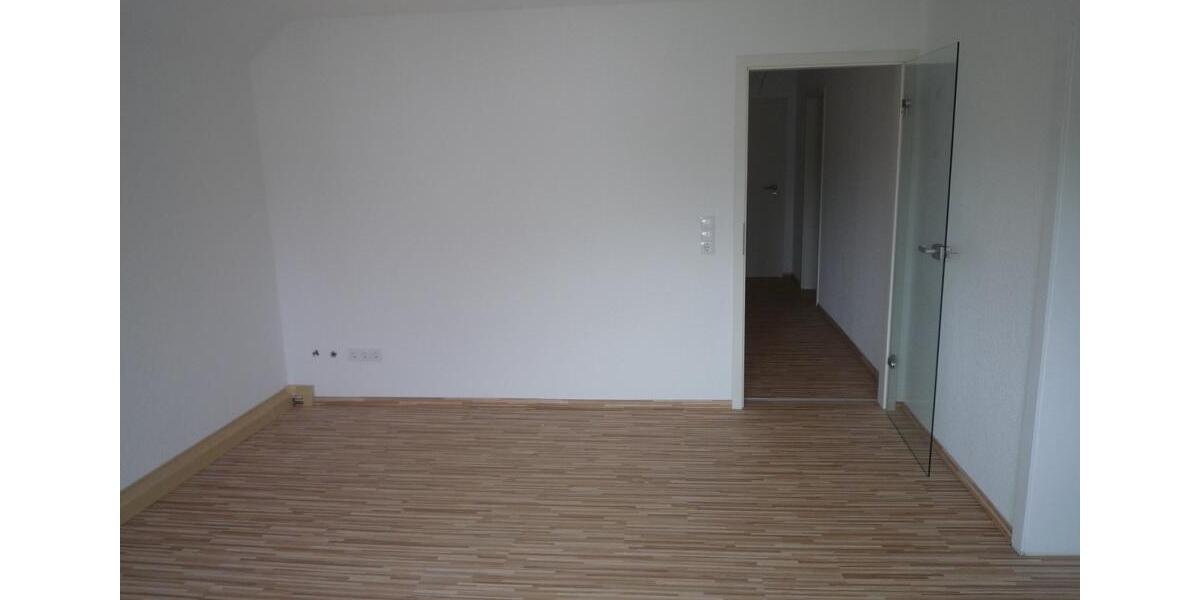 Etagenwohnung Kaufungen - 3 Zimmer, 90 m&sup2;, 1.080&euro; | Angebot:25323840