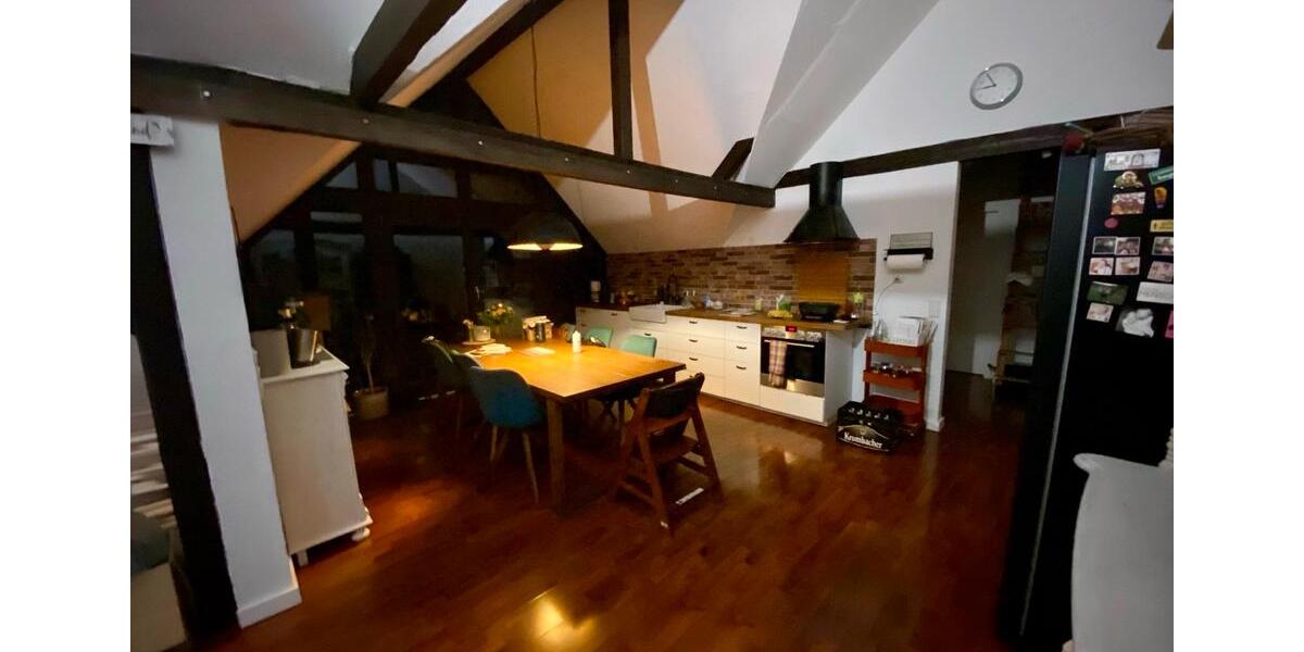 Etagenwohnung Kamen - 4 Zimmer, 140 m&sup2;, 40&euro; | Angebot:25052509