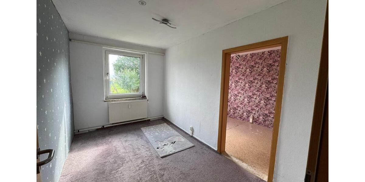 Erdgeschoßwohnung Altentreptow - 4 Zimmer, 95 m&sup2;, 600&euro; | Angebot:23106882