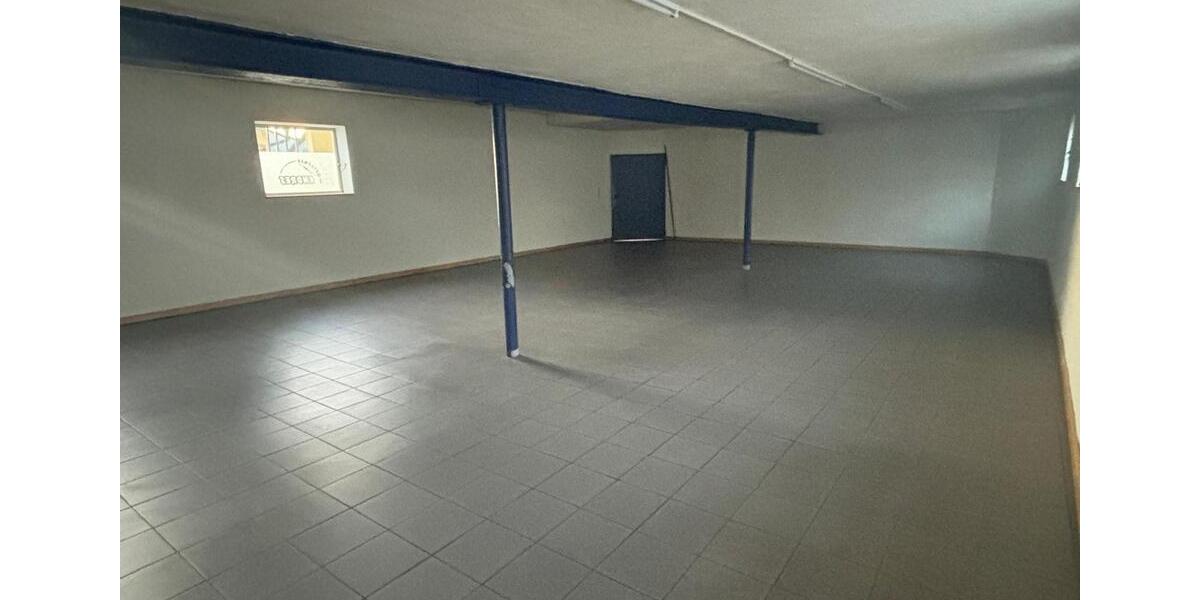 Gewerbeobjekt Berg bei Neumarkt in der Oberpfalz - 450&euro; | Angebot:24576512