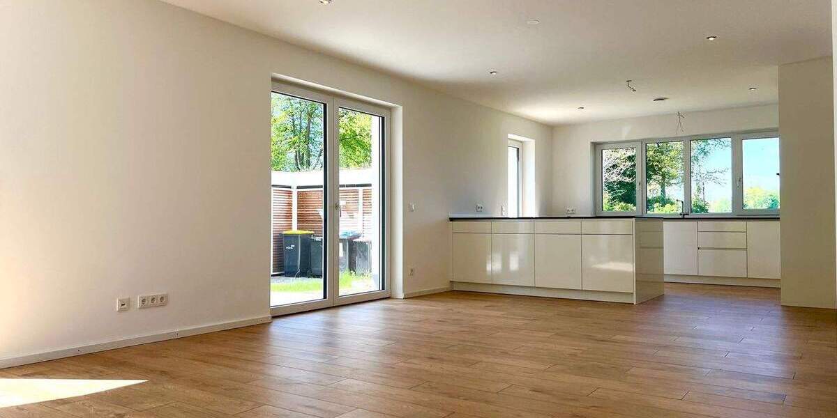 Doppelhaushälfte Utting am Ammersee Holzhausen - 5 Zimmer, 248 m&sup2;, 3.690&euro; | Angebot:25165880