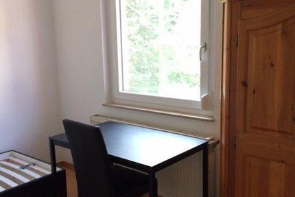 Wohnen auf Zeit Esslingen am Neckar Pliensauvorstadt - 11 Zimmer, 87 m&sup2;, 305&euro; | Angebot:26386834