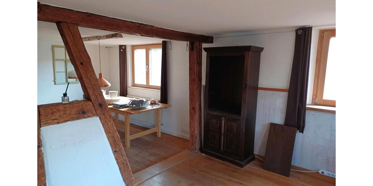 Bauernhaus, Landhaus Wilhelmsdorf - 7 Zimmer, 130 m&sup2;, 2.000&euro; | Angebot:25845678