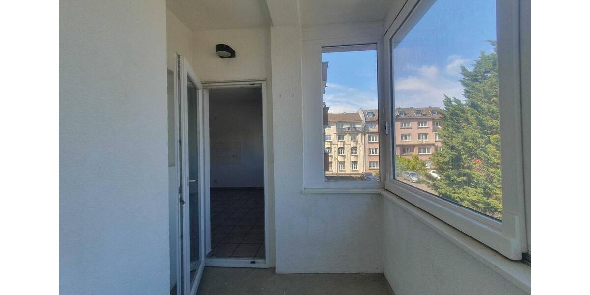 Etagenwohnung Köln Mülheim - 3 Zimmer, 94 m&sup2;, 1.285&euro; | Angebot:26440869