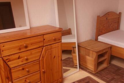 Gemütliches DG-Zimmer in Reihenhaus-WG 1 zimmer