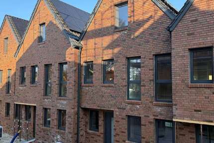 Haus Edewecht - Friedrichsfehn Friedrichsfehn - 6 Zimmer, 121 m&sup2;, 1.580&euro; | Angebot:26147691