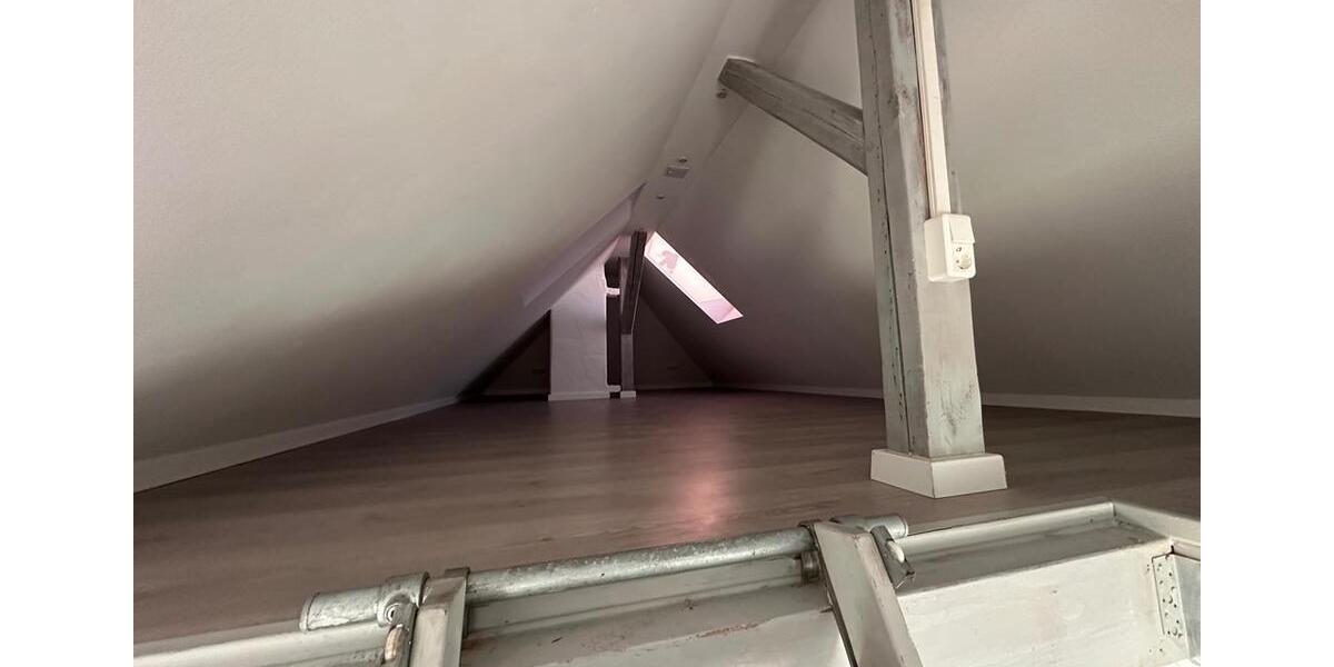 Dachgeschoßwohnung Radebeul - 2 Zimmer, 52 m&sup2;, 665&euro; | Angebot:26295522