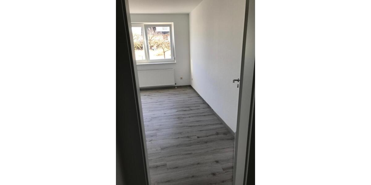 Erdgeschoßwohnung Morschen - 3 Zimmer, 84 m&sup2;, 715&euro; | Angebot:26330155