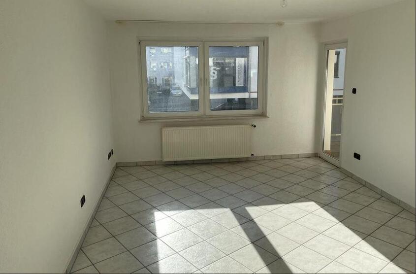 Attraktive und sanierte 2-Zimmer-Wohnung mit Balkon in Hagen-Mitte zimmer