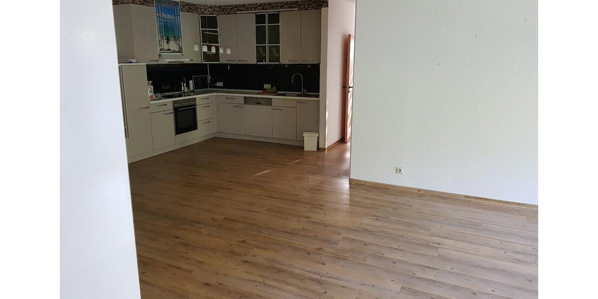 Erdgeschoßwohnung Triberg im Schwarzwald - 3 Zimmer, 84 m&sup2;, 800&euro; | Angebot:26598339