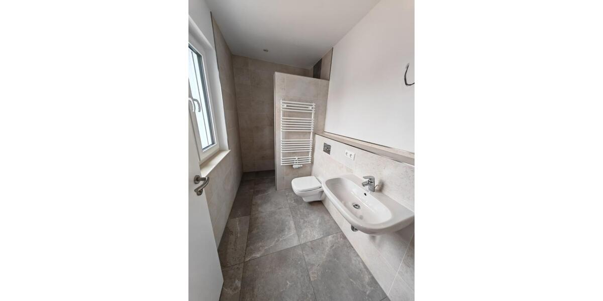 Einfamilienhaus - Erstbezug in 03096 Briesen, 10km von Cottbus 4 zimmer