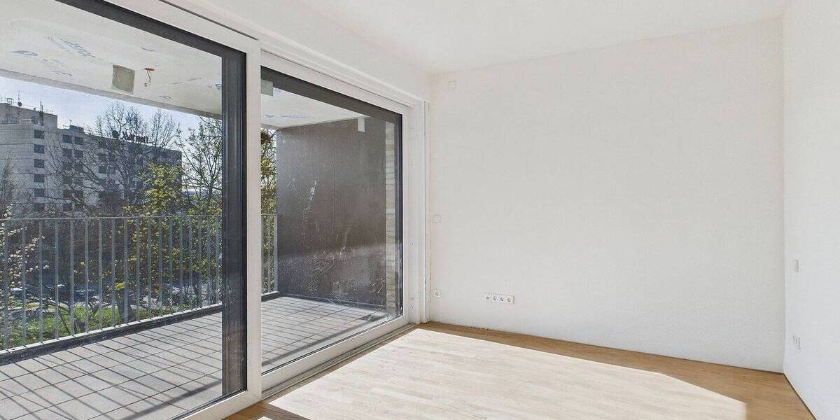 Etagenwohnung Sindelfingen Ost - 2 Zimmer, 73 m&sup2;, 1.360&euro; | Angebot:24029476