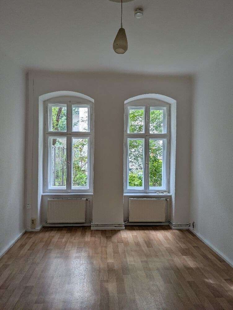 Wohnung zum Mieten in Berlin Friedrichshain 420 € 32.76 m²