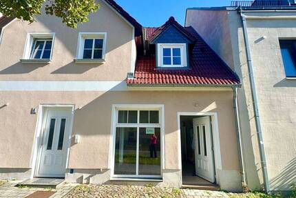 Gewerbeobjekt Königs Wusterhausen - 2 Zimmer, 49 m&sup2;, 649&euro; | Angebot:26673953
