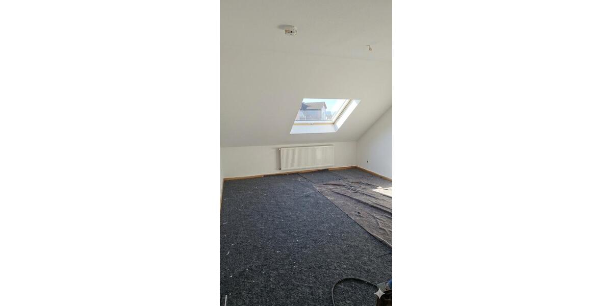 Dachgeschoßwohnung Erfurt Johannesplatz - 4 Zimmer, 116 m&sup2;, 1.300&euro; | Angebot:25868167