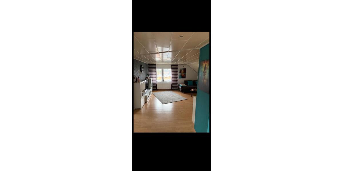 Dachgeschoßwohnung Leiferde - 2.5 Zimmer, 70 m&sup2;, 640&euro; | Angebot:25919893