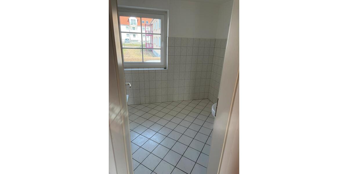 Erdgeschoßwohnung Sollstedt - 3 Zimmer, 75 m&sup2;, 773&euro; | Angebot:25432788