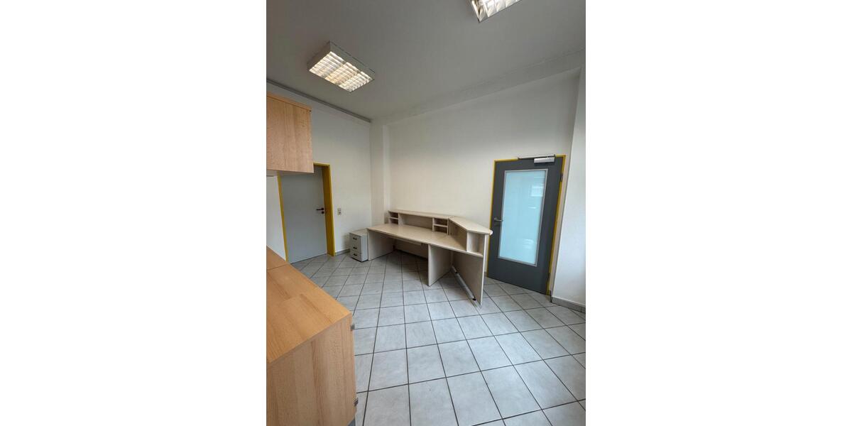 Gewerbeobjekt Zwickau Zwickau-Nord - 151&euro; | Angebot:26625110