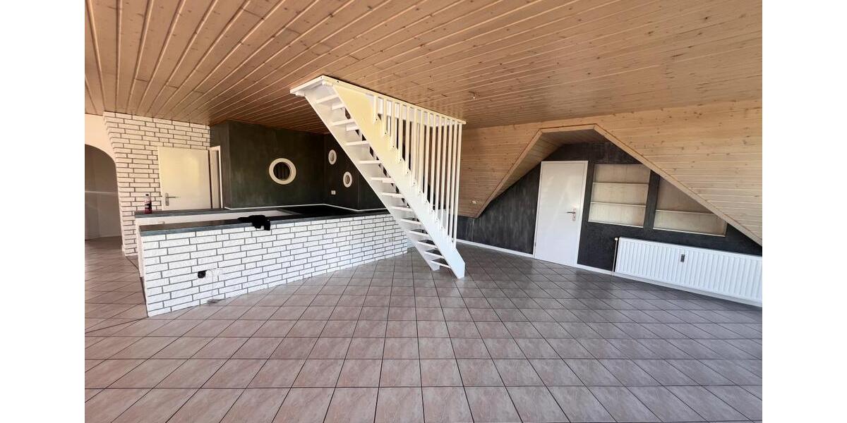 Maisonettenwohnung Hamberge - 4 Zimmer, 153 m&sup2;, 1.200&euro; | Angebot:26615062