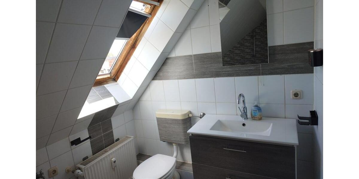 Dachgeschoßwohnung Bernburg (Saale) - 3 Zimmer, 76 m&sup2;, 400&euro; | Angebot:26382591