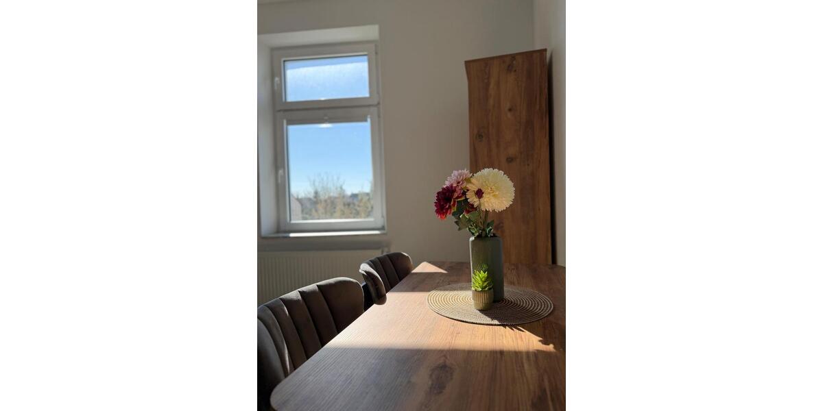 Wohnen auf Zeit Oberhausen - 4 Zimmer, 85 m&sup2;, 15&euro; | Angebot:25873528