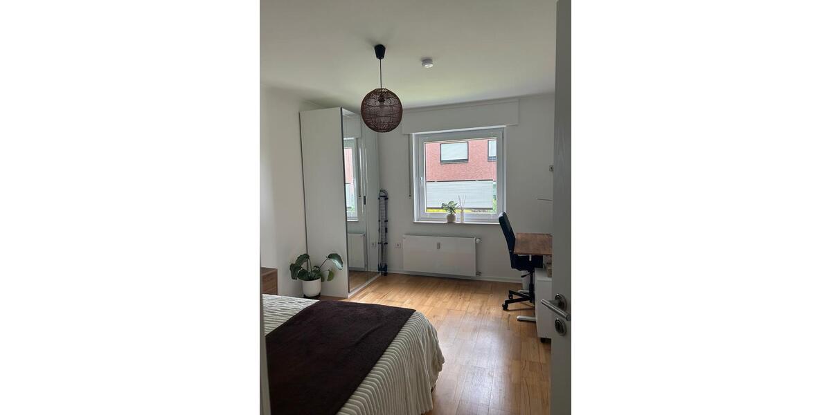 Hochparterre Münster Gievenbeck - 1 Zimmer, 13 m&sup2;, 363&euro; | Angebot:26444176
