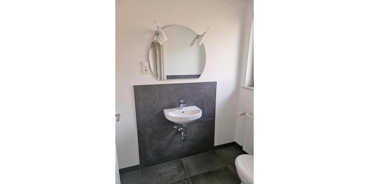 Erdgeschoßwohnung Hargesheim - 5 Zimmer, 136 m&sup2;, 1.260&euro; | Angebot:26221498