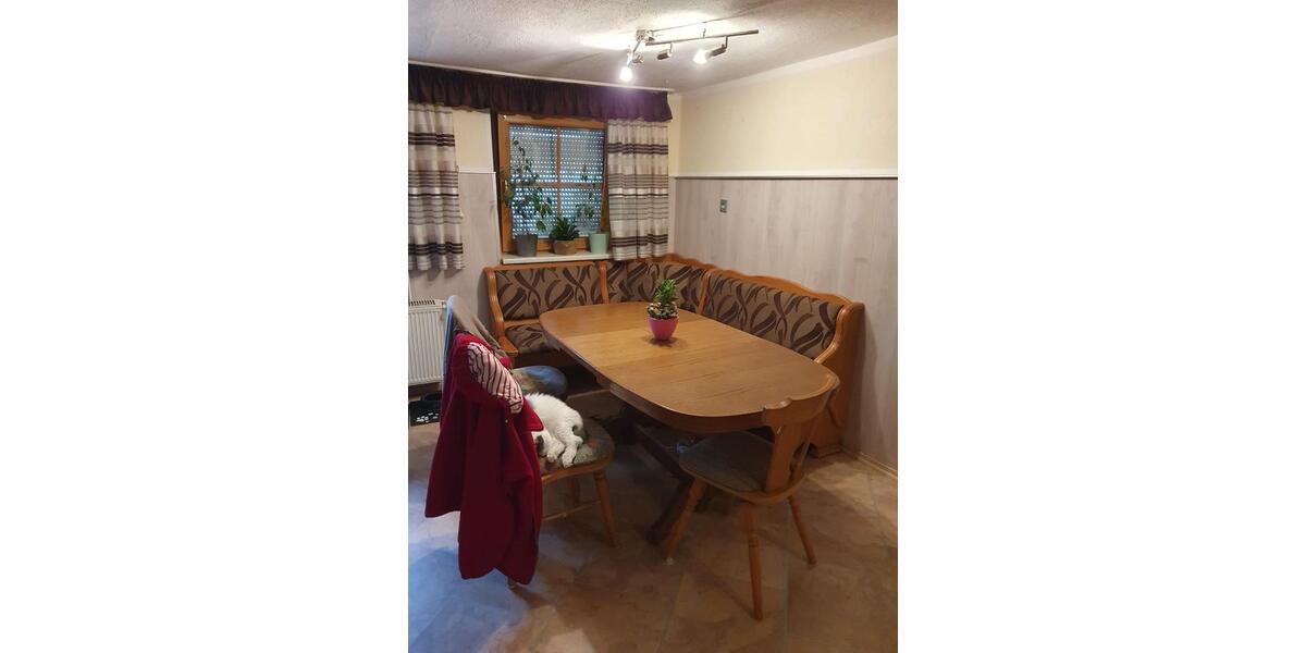 Einfamilienhaus Haibach - 8 Zimmer, 260 m&sup2;, 1.200&euro; | Angebot:26634669