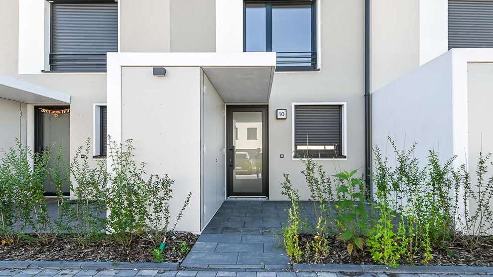 Wohnung zum Mieten in Oranienburg 1.800 € 144.78 m² 5 zimmer