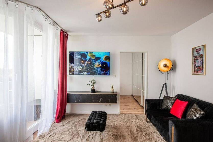 Luxuriöse 2-Zimmer-Wohnung mit Balkon
