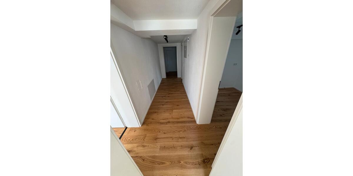 Etagenwohnung Hepberg - 1.000&euro; | Angebot:23591563