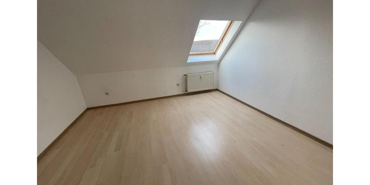 Dachgeschoßwohnung Büren - 3 Zimmer, 62 m&sup2;, 430&euro; | Angebot:24769524