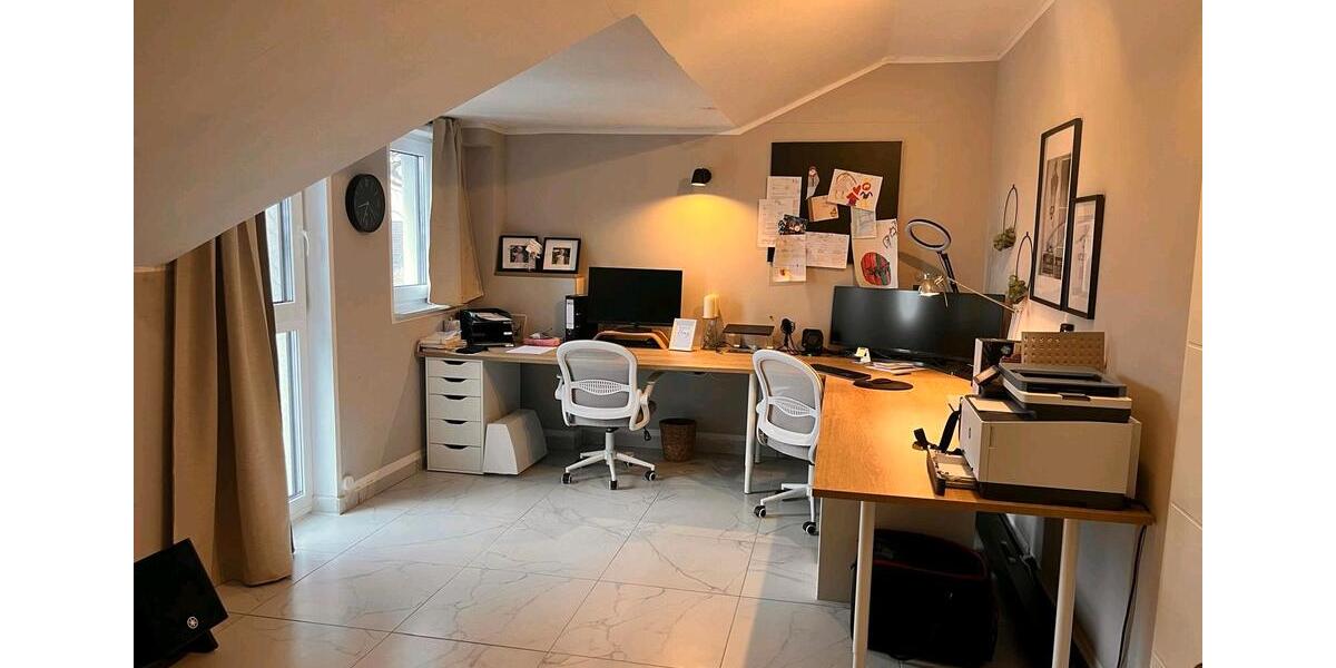 Reihenhaus Lehrte - 6 Zimmer, 200 m&sup2;, 1.500&euro; | Angebot:26051396