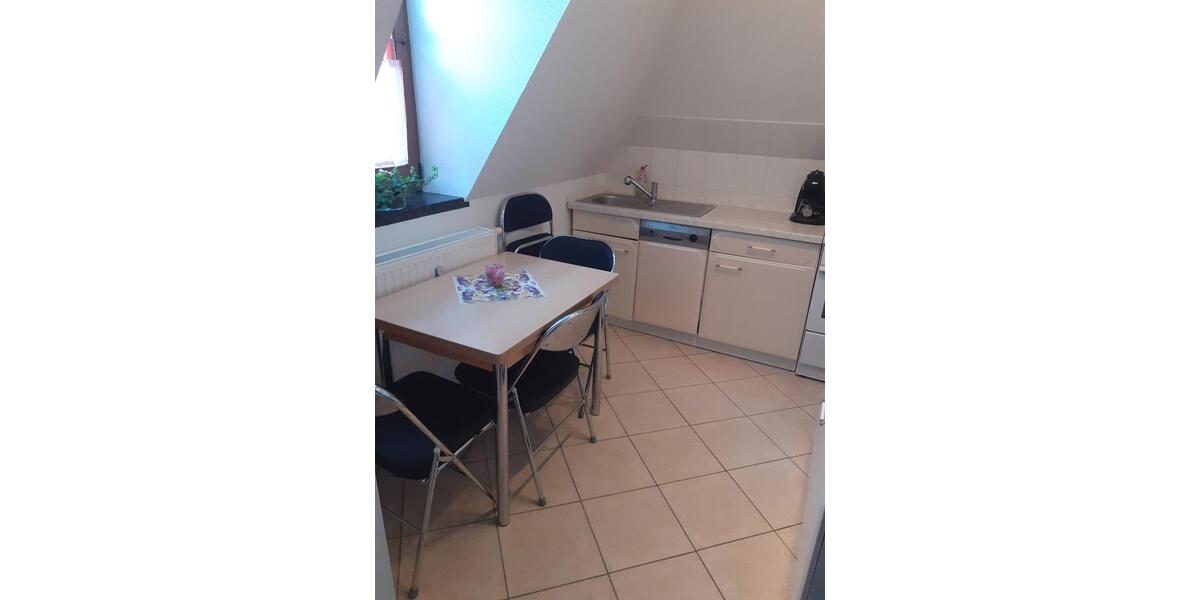 Dachgeschoßwohnung Aue-Bad Schlema Bad Schlema - 6 Zimmer, 87 m&sup2;, 450&euro; | Angebot:26059826