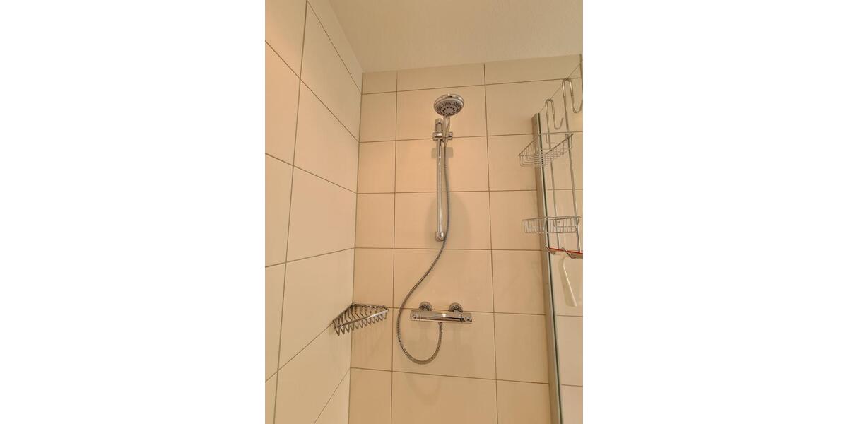 Wohnen auf Zeit Plettenberg - 4 Zimmer, 100 m&sup2;, 12&euro; | Angebot:24408848