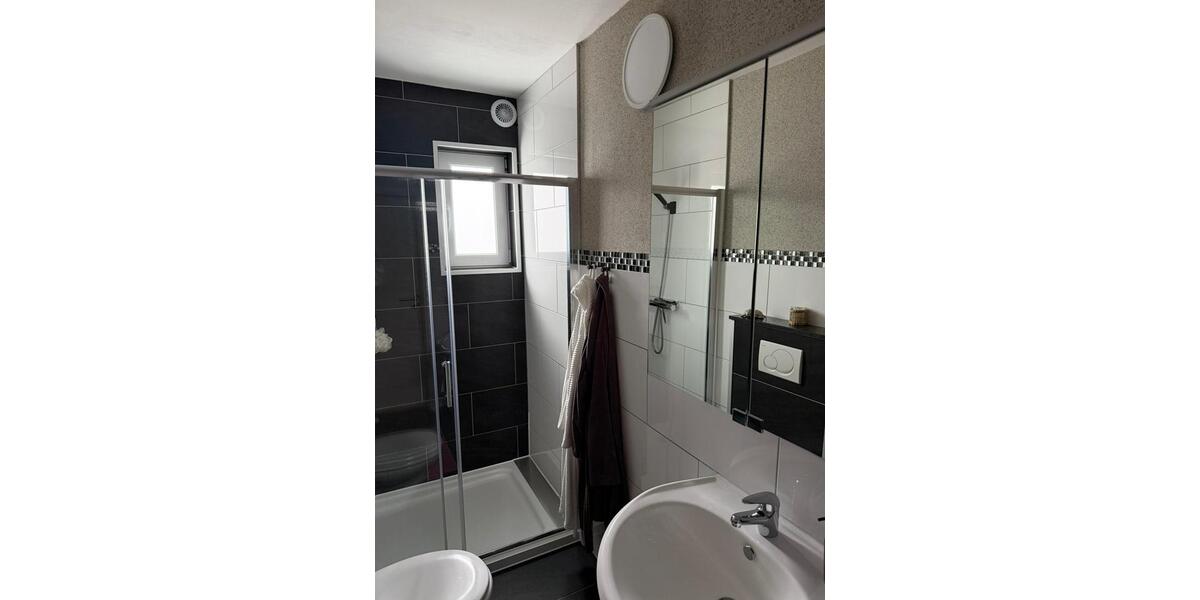 Erdgeschoßwohnung Bad Arolsen - 2 Zimmer, 80 m&sup2;, 980&euro; | Angebot:24776458